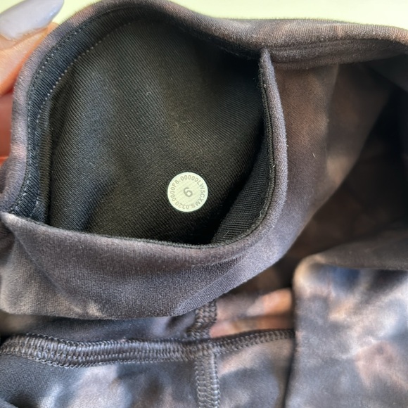 LULULEMON HIGH RISE LEGGINGS - Picture 7 of 7